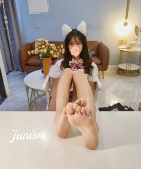 美女太腿床上怕啪啪啪_720完整在线观看