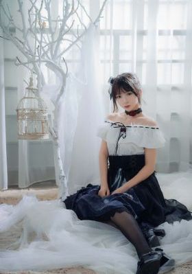 欧美精品久久久久久久久兔_高清全集在线观看