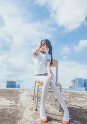我的美女房东动漫在线观看_720高清免费观看